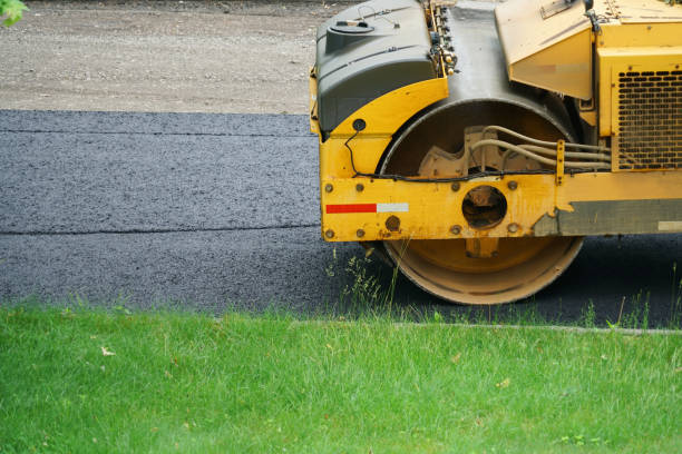 Best Driveway Grading and Leveling  in Rochester, NH